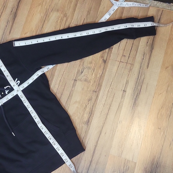 H&M L.o.g.g. WB Friends Colab "FRIENDS" Fleece Lined Pocket Hoodie Sweatshirt - Picture 7 of 13